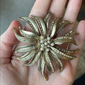 Vintage Crystal Beaded Flower Brooch